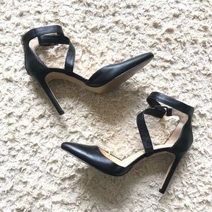 Banana Republic Black Crisscross Heels back Zipper